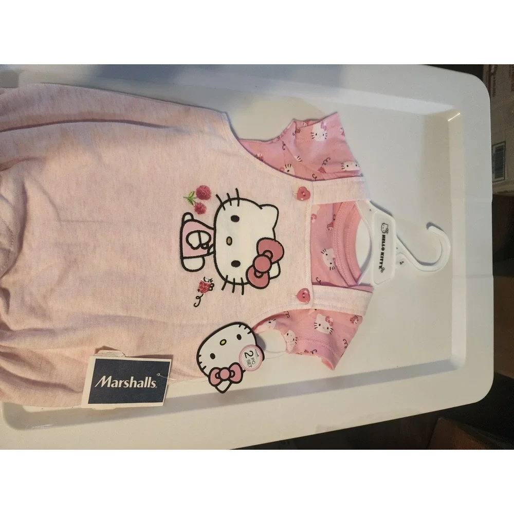 Hello Kitty hello kitty